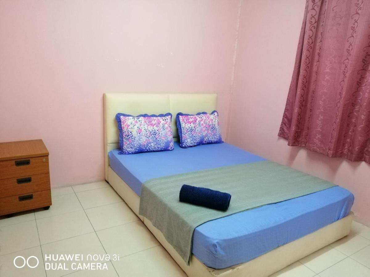 Layla Inn Batu Pahat Exteriér fotografie